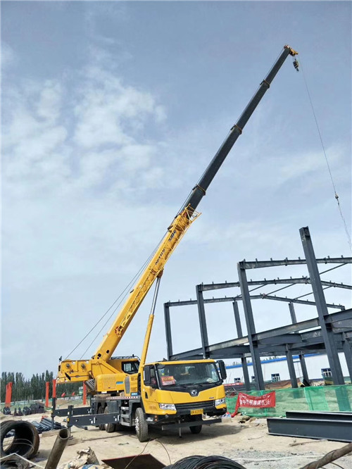 汉阳区超高层建筑钢结构吊装案例